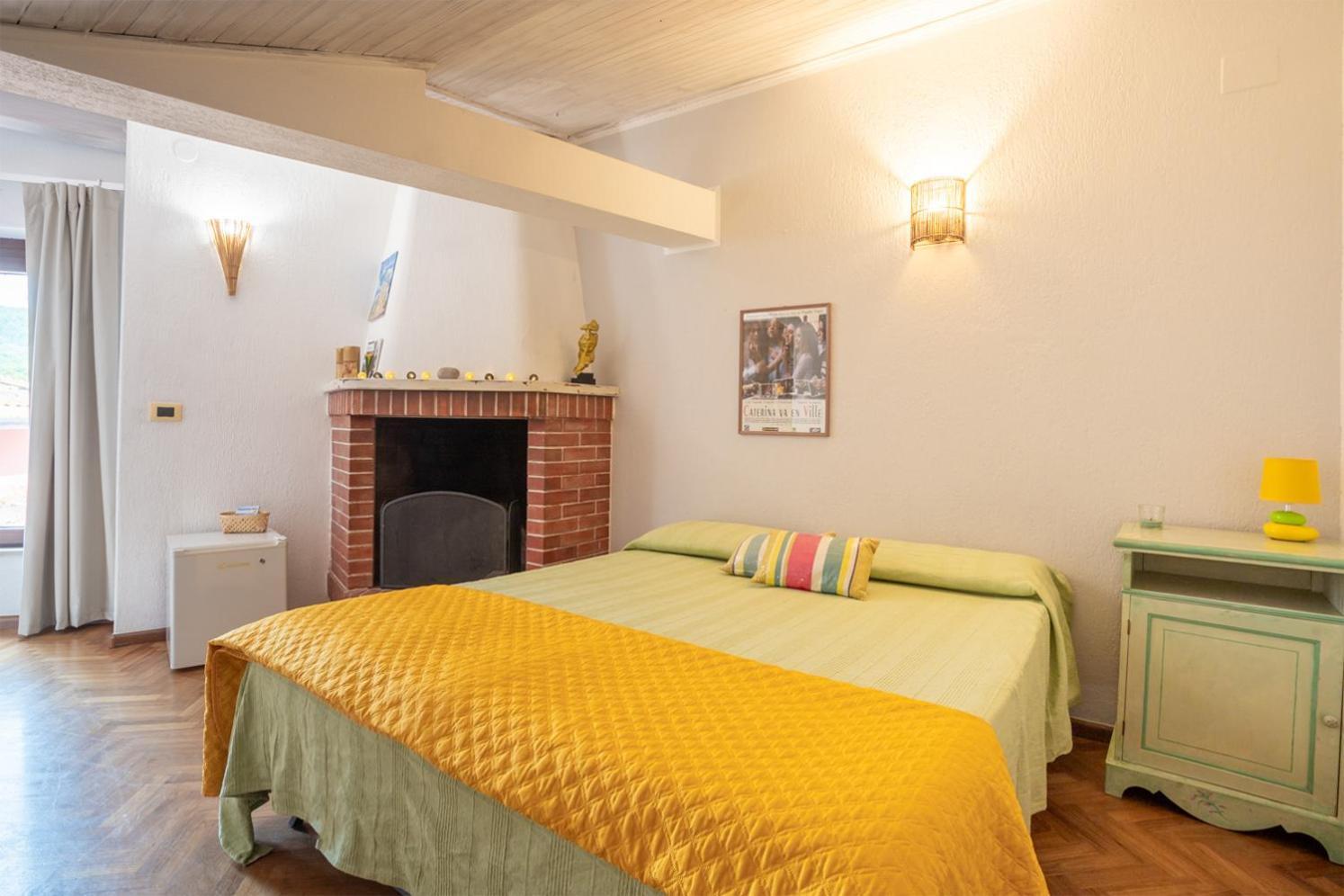 Maxi Paradiso - Guest House A Due Passi Dal Lago Trasimeno Torricella  Esterno foto